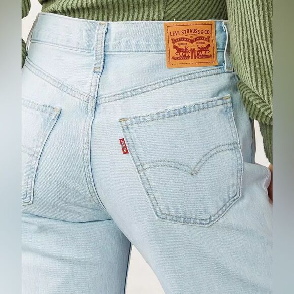 Levi's Low Pro Women's Jeans in Charlie Won Light Wash Distressed Size 29 - Picture 7 of 15